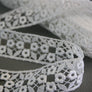 #50 Archival Austrian Guipure Lace - 3cm | Off White Floral
