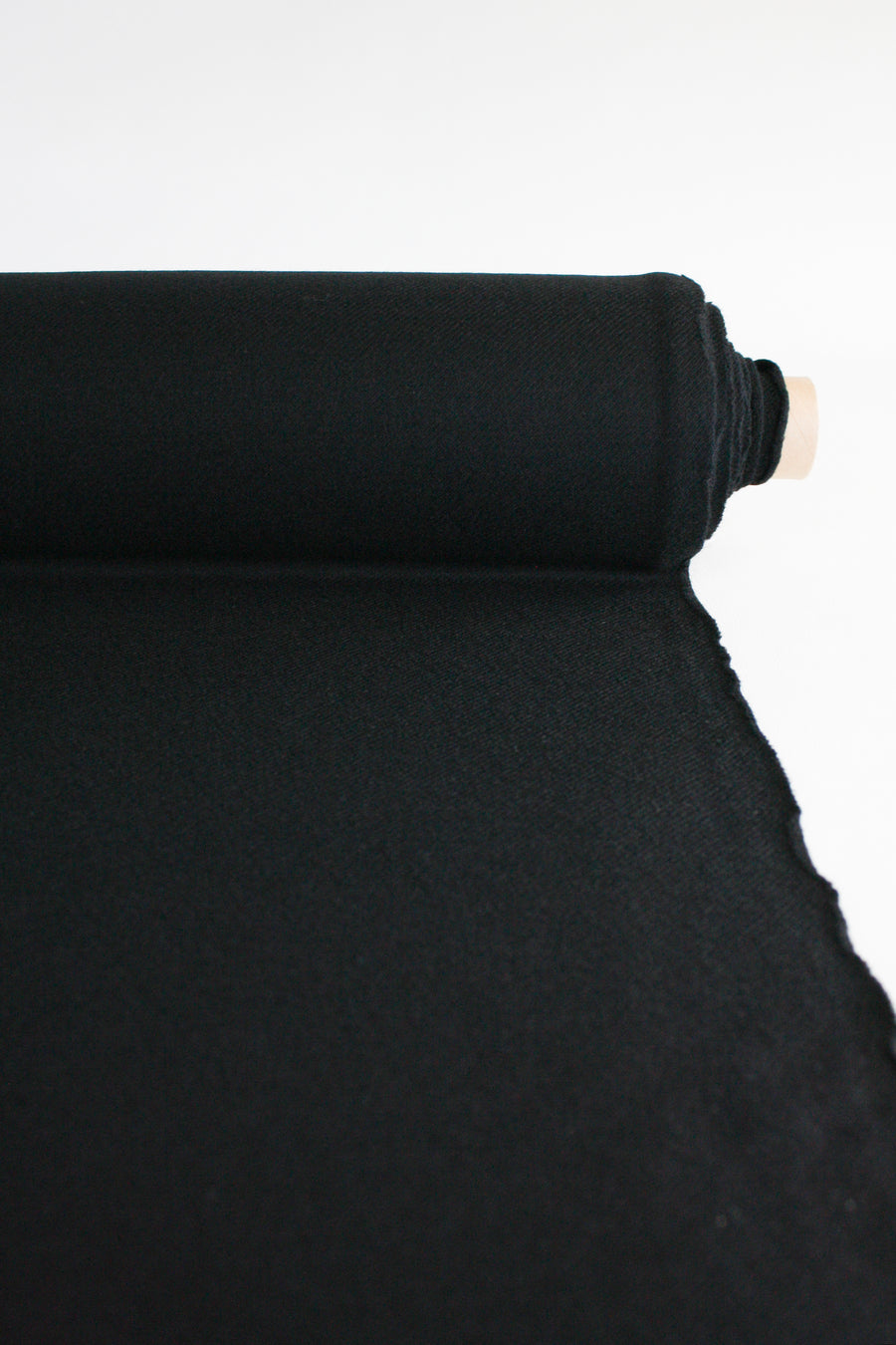 Amara - Merino Twill | Pitch