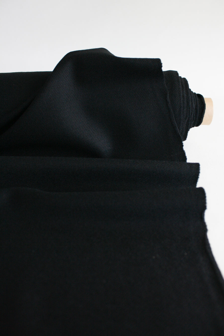 Amara - Merino Twill | Pitch