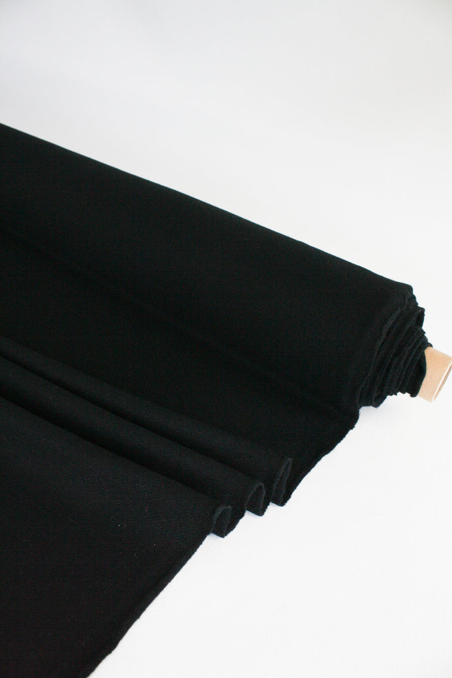 Amara - Merino Twill | Pitch