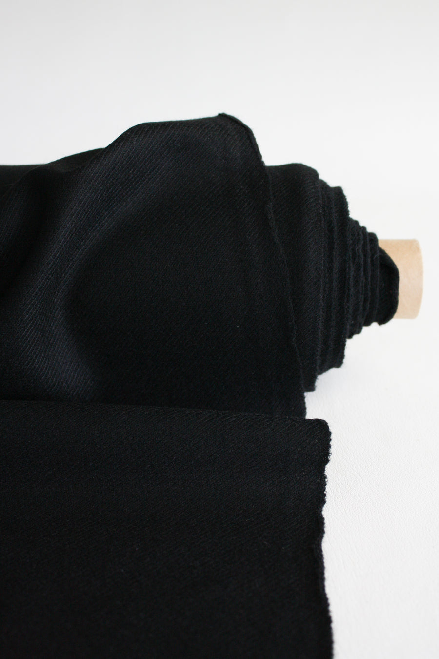 Amara - Merino Twill | Pitch