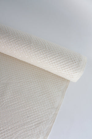 Lois - Broderie Anglaise | Alabaster