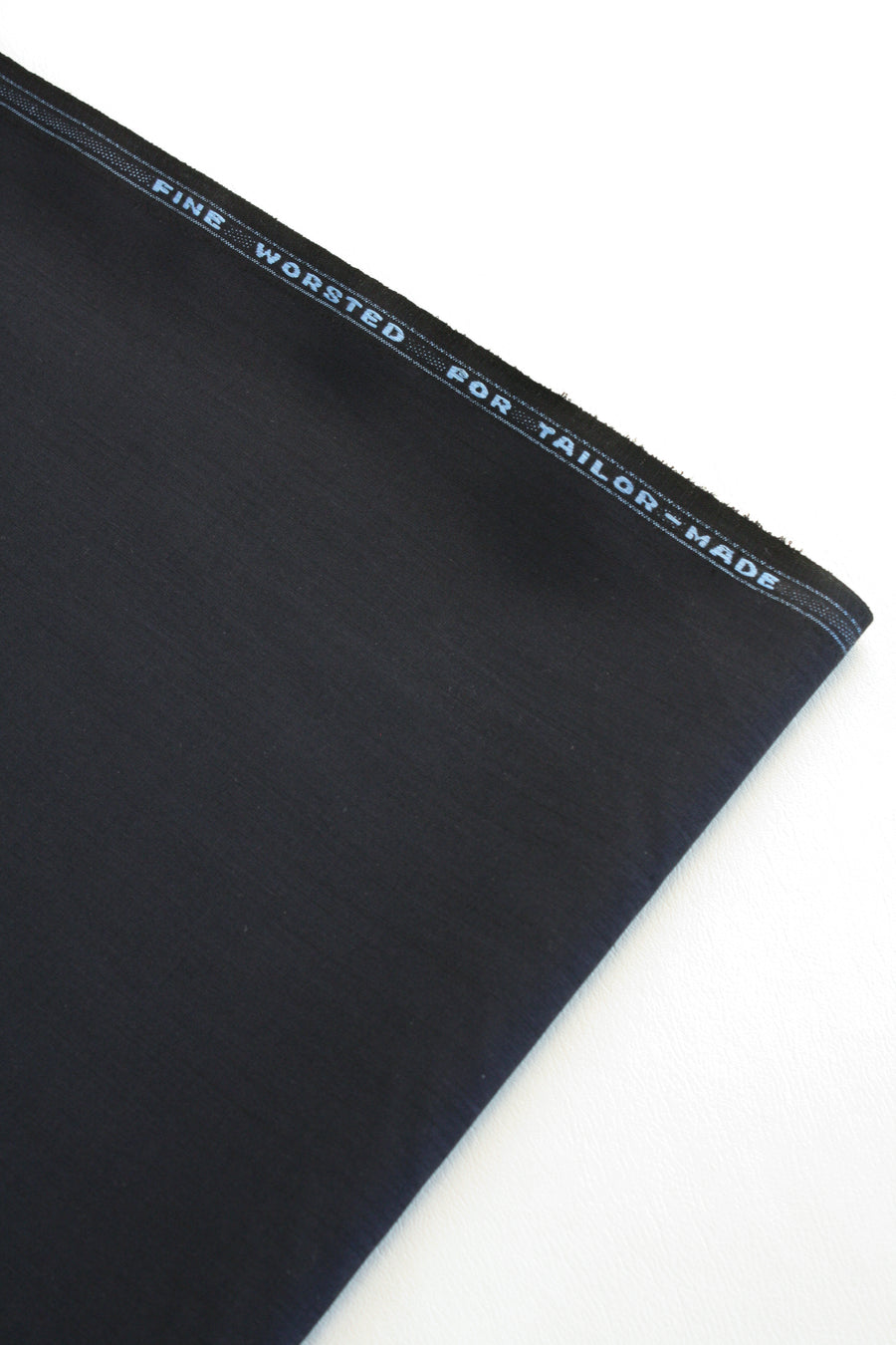 L.V Suiting #9 - Fine Worsted Wool Silk | Midnight