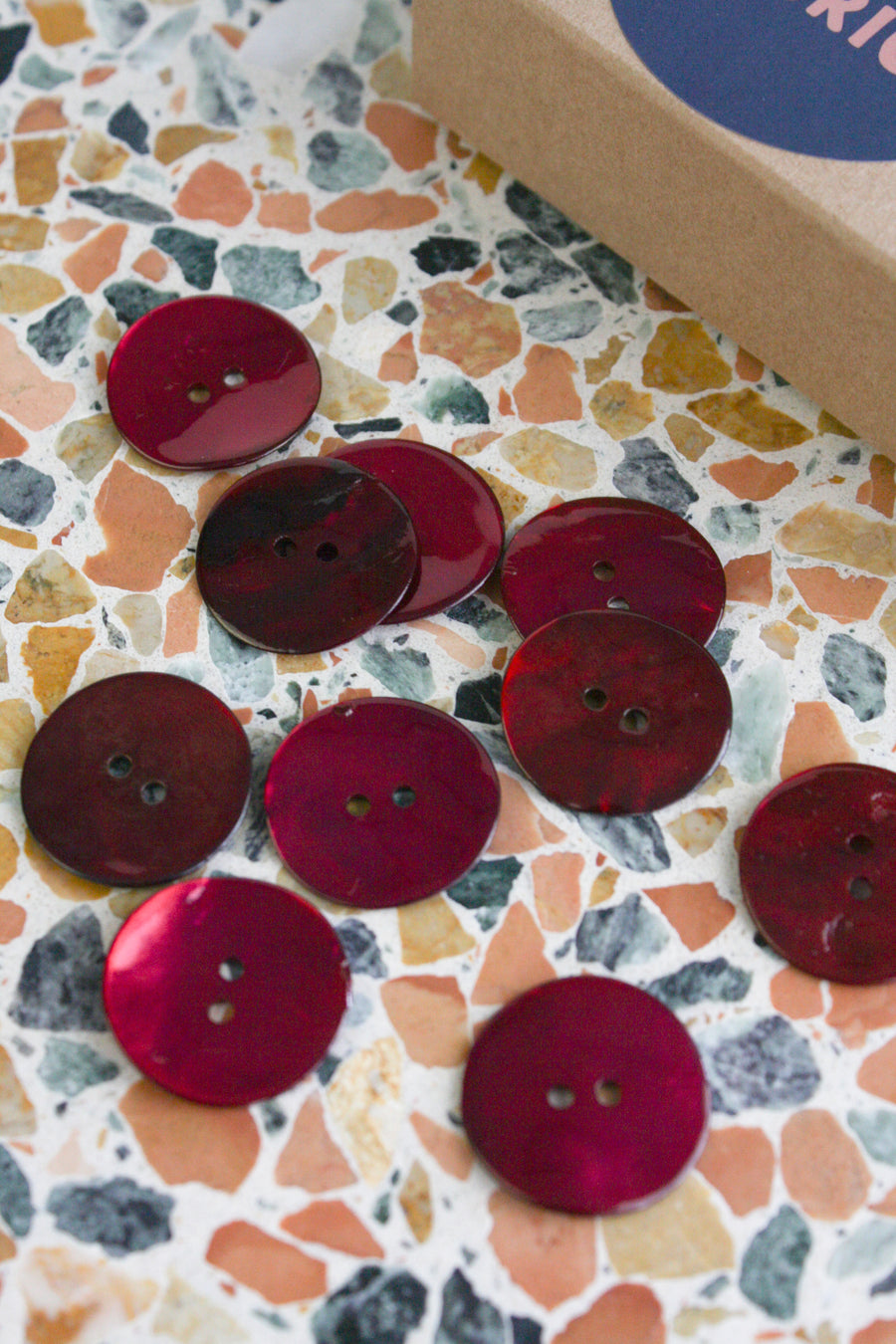Dyed Agoya Shell Buttons | Plum 25MM