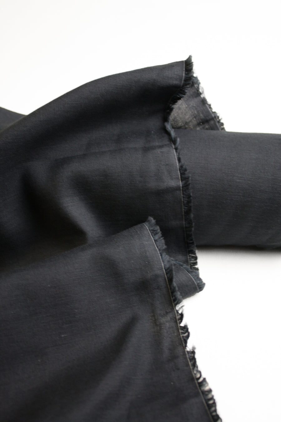 Emi - Slubbed Linen Voile | Midnight #7 (LAST CUT - 3.5M)