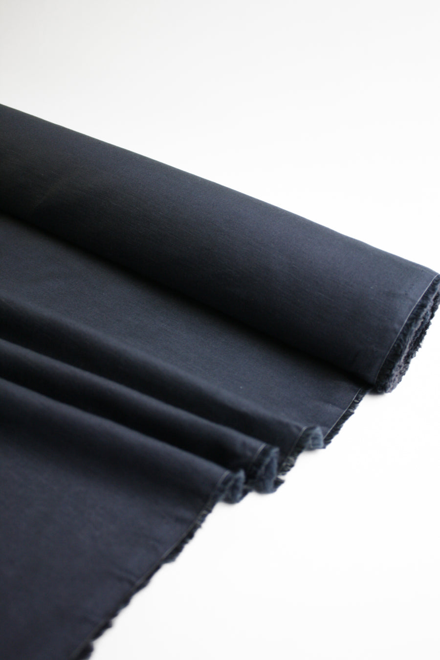 Emi - Slubbed Linen Voile | Midnight #7 (LAST CUT - 3.5M)