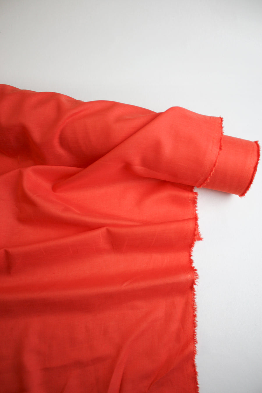 Emi - Slubbed Linen Voile | Coral #4 Remnant (1.7M)