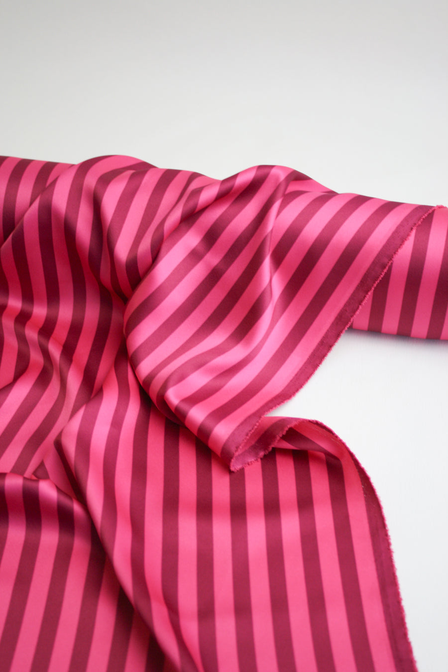 Maggie - Printed Crepe de Chine | Barbie