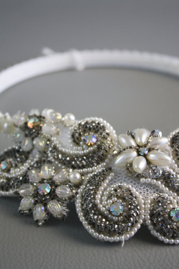 Vintage Pearl Embellished Head Piece #14