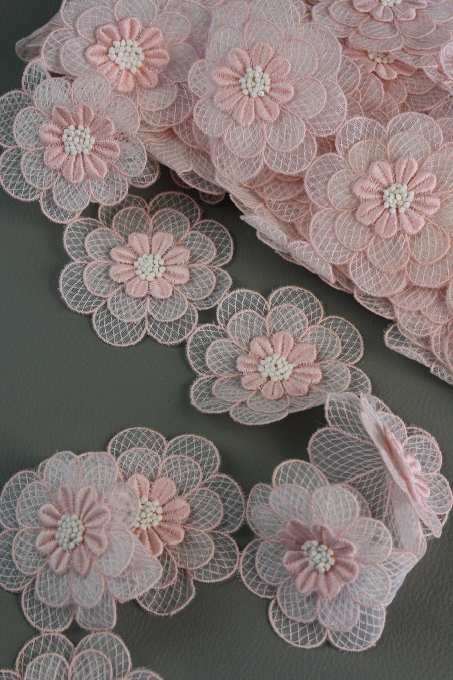#64 Archival Italian Lace Appliqué - 8cm | Blossom