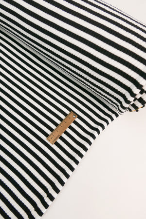 Stripe Lightning Jacquard - Cotton Knit | B&W Stripe