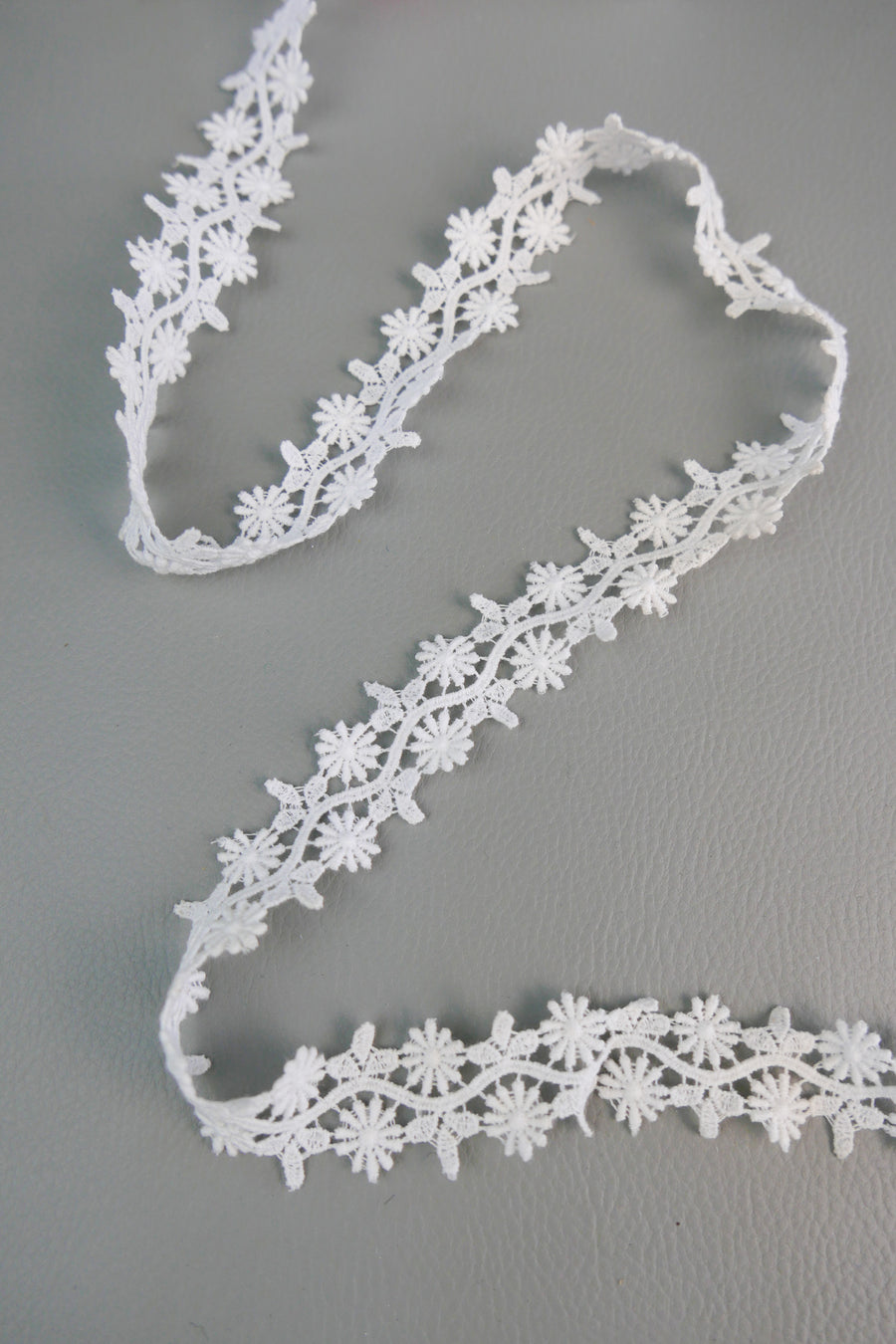 #67 Archival Austrian Guipure Lace - 2.5cm | White