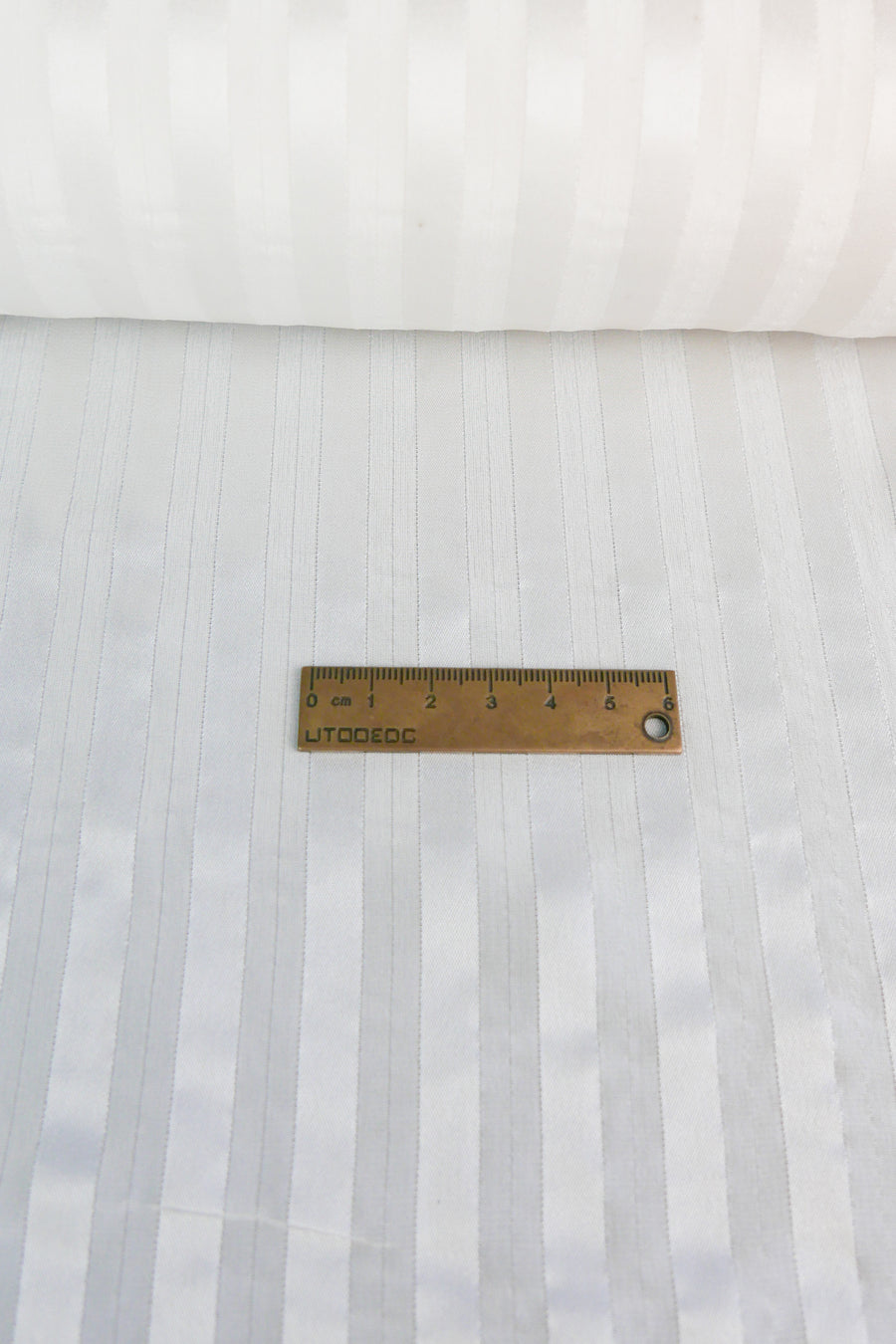 Ex-Designer Silk Self-Stripe | Off-White Lurex (LAST CUT - 2.2M)