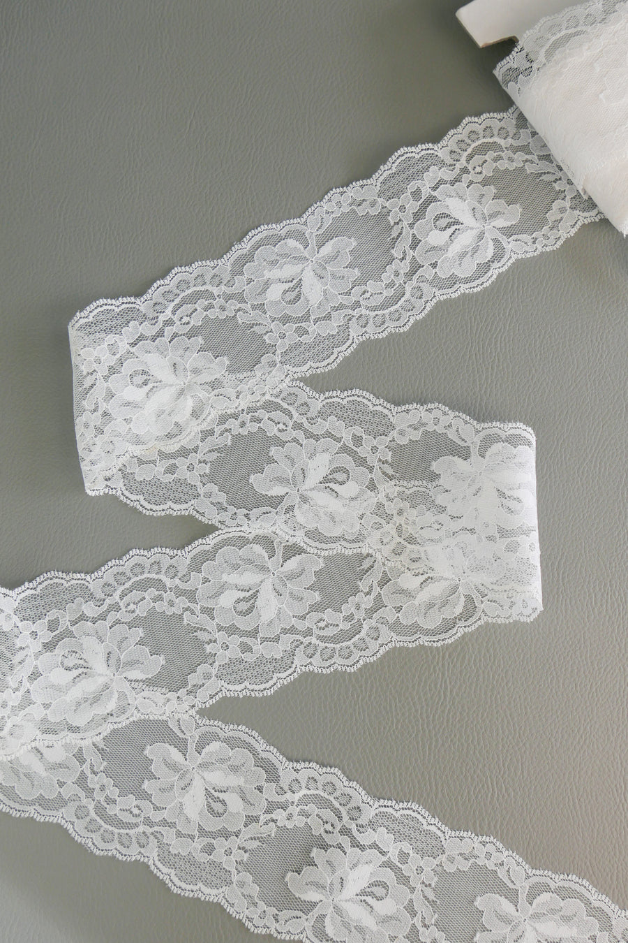 #75 Archival Dutch Chantilly Lace - 7.5cm | Off-White