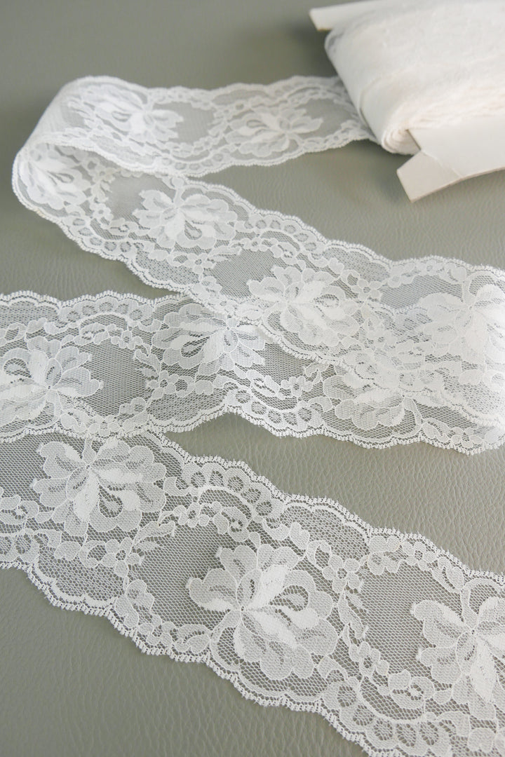 #75 Archival Dutch Chantilly Lace - 7.5cm | Off-White