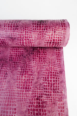 Aguilera - Crocodile Faux Suede | Magenta