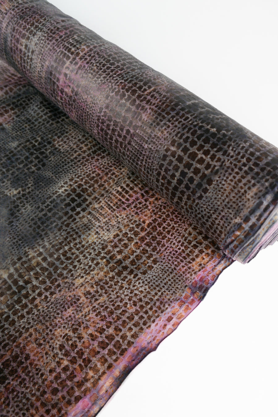 Aguilera - Crocodile Faux Suede | Violet