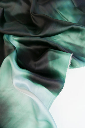 Allure - Printed Silk Satin | Emerald