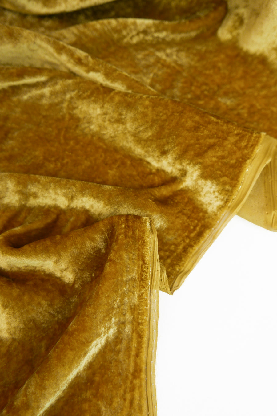 Silk Velvet | Gold