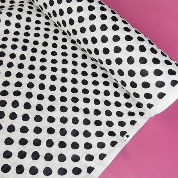 Hokkaido - Printed Seersucker Cotton | Black Polkadot