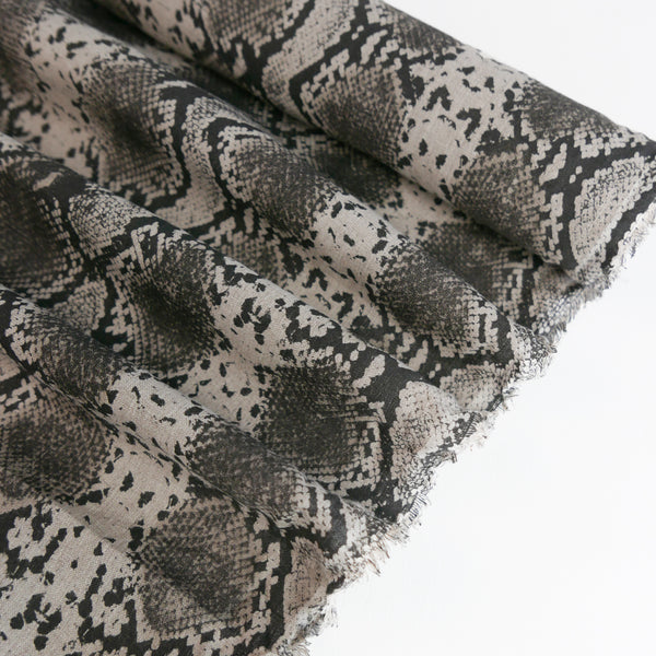 Rocio - Screen-Printed Linen Gauze | Snake
