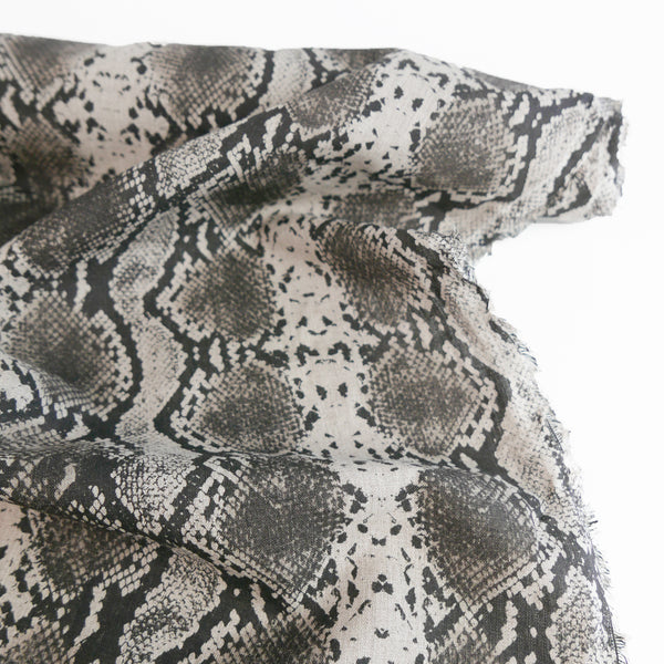 Rocio - Screen-Printed Linen Gauze | Snake