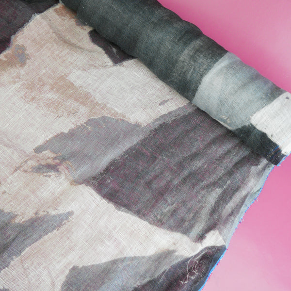 Wynter - Screen-Printed Linen | Pebble