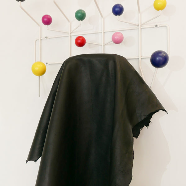 New Zealand Lamb Leather Hide | Black