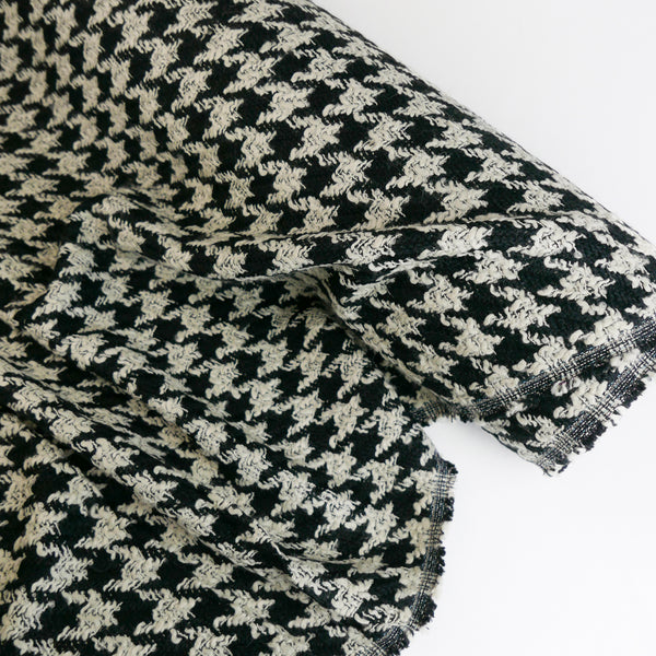 Italian Wool Boucle | B&W Houndstooth