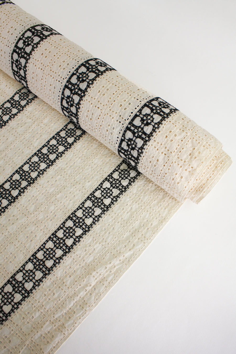 Amore - Broderie Anglaise | Cream