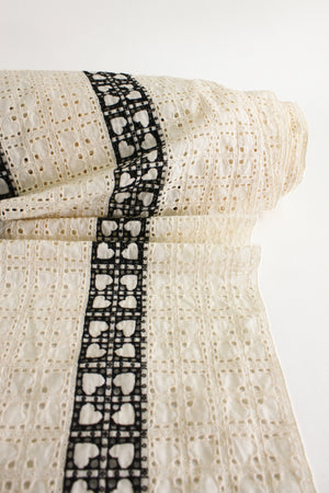 Amore - Broderie Anglaise | Cream