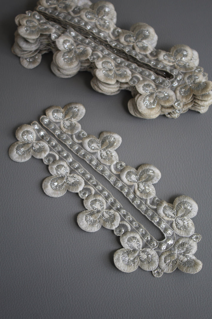 #7 Archival French Lace Appliqué - 23cm | Silver