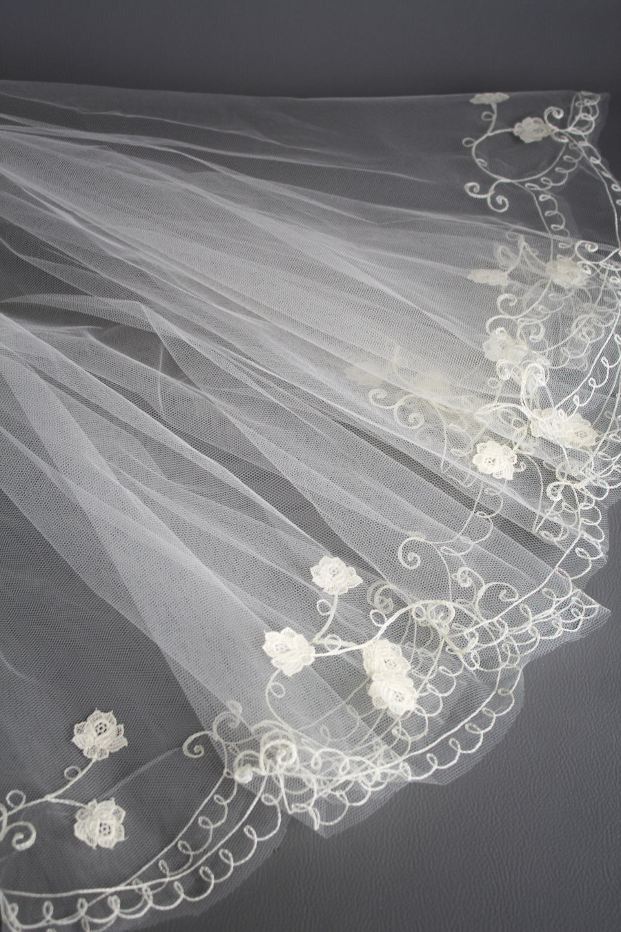 Vintage Embroidered Tulle Veil | Off White #4