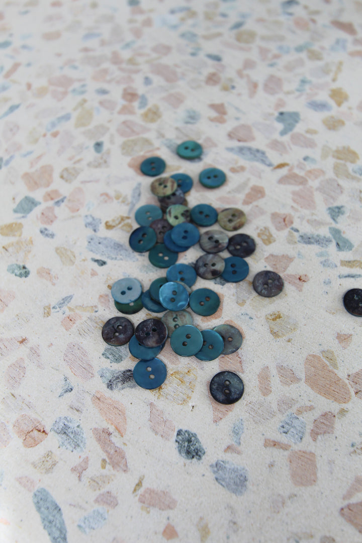 Dyed Agoya Shell Buttons | Lagoon 11MM