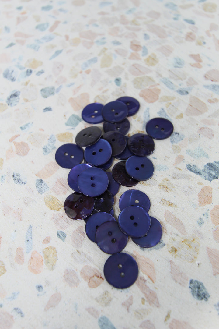 Agoya Shell Buttons | Deep Violet 16MM